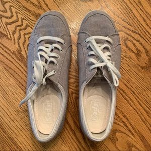 Keds tennis shoes, size 8, like new
